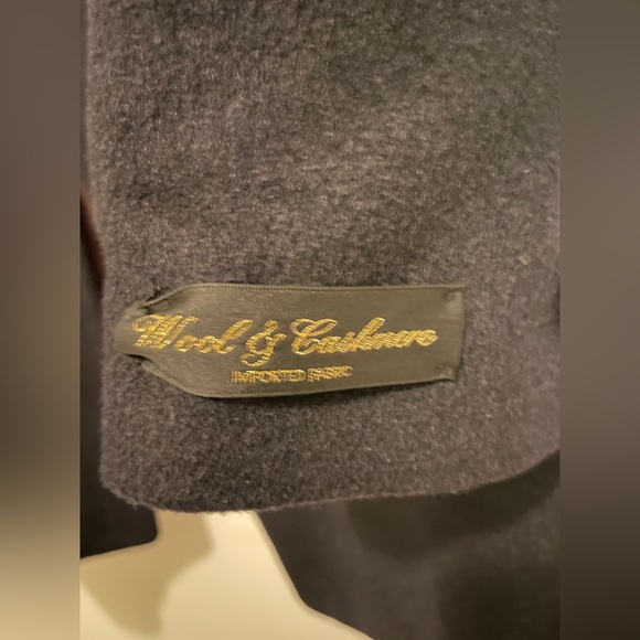 She’s miss, Dark blue coat - Picture 4 of 7